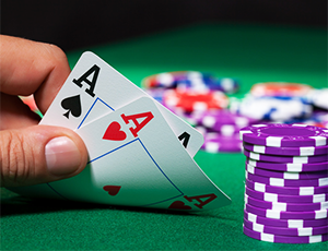 How to play Poker and effective strategy